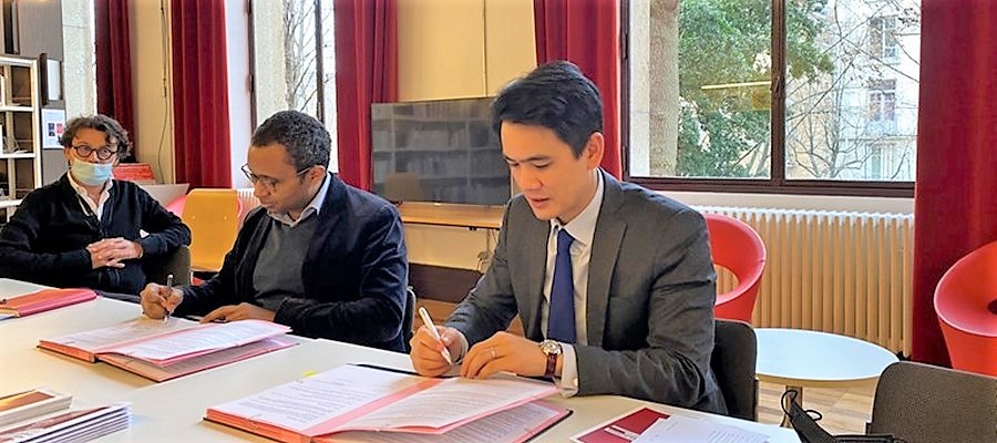 Signature d'un partenariat entre le C100 et le Musée de l’immigration C100 Musée de l'immigration